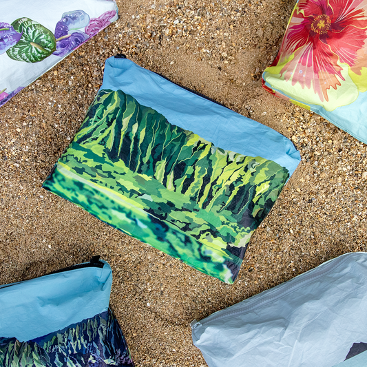 Ko’olau Pouch